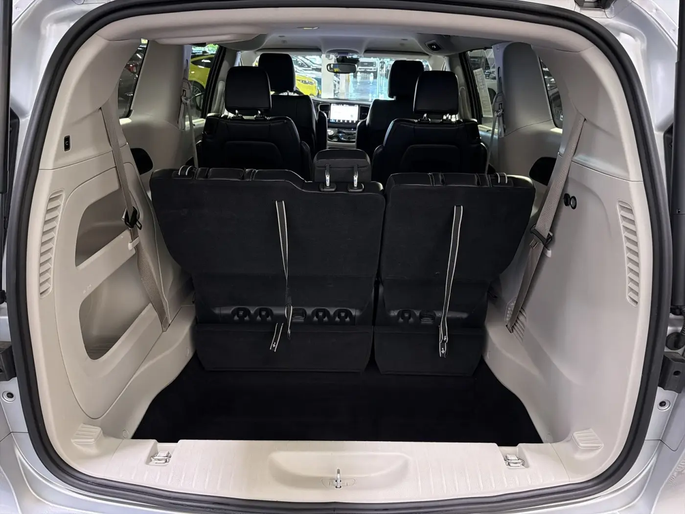2024 Chrysler Pacifica - $20,000