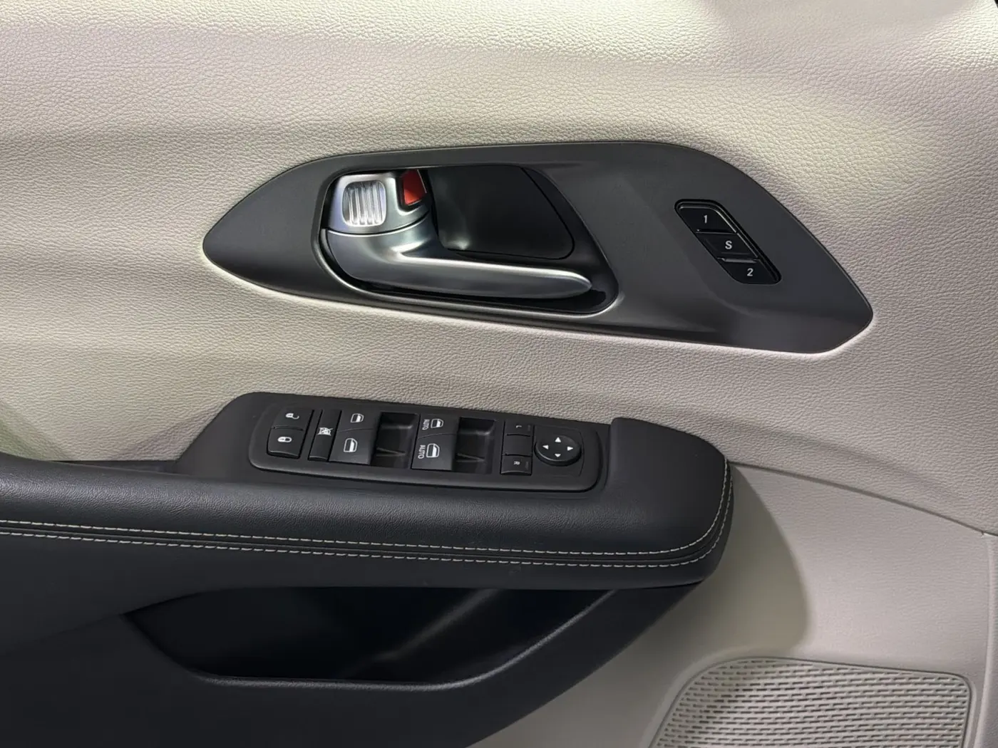 2024 Chrysler Pacifica - $20,000