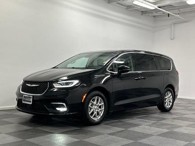 2024 Chrysler Pacifica Touring L 4DR Mini-Van