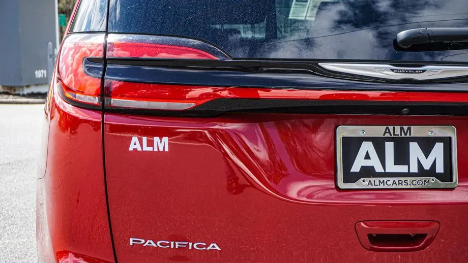 2024 Chrysler Pacifica Touring L