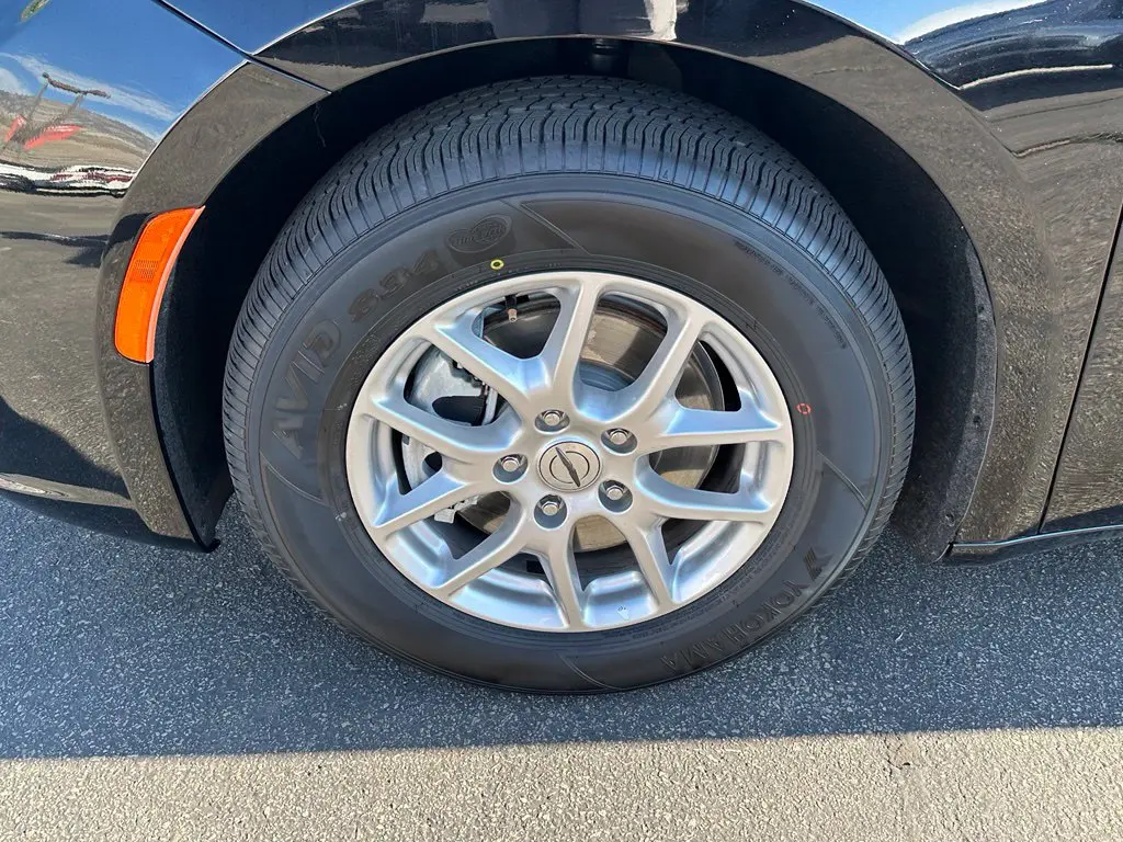 2025 Chrysler Pacifica - $24,250