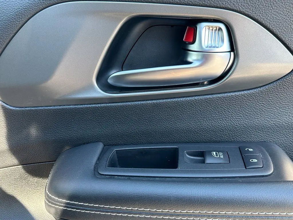 2025 Chrysler Pacifica - $24,250