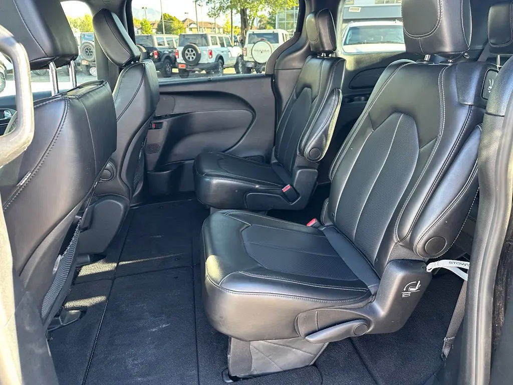 2025 Chrysler Pacifica - $24,250