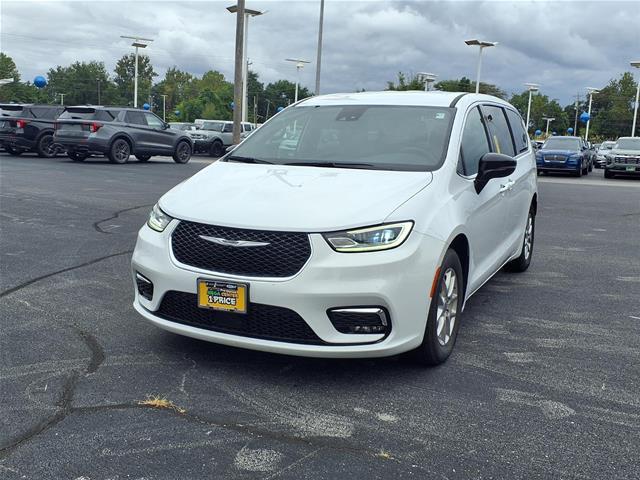 2025 Chrysler Pacifica