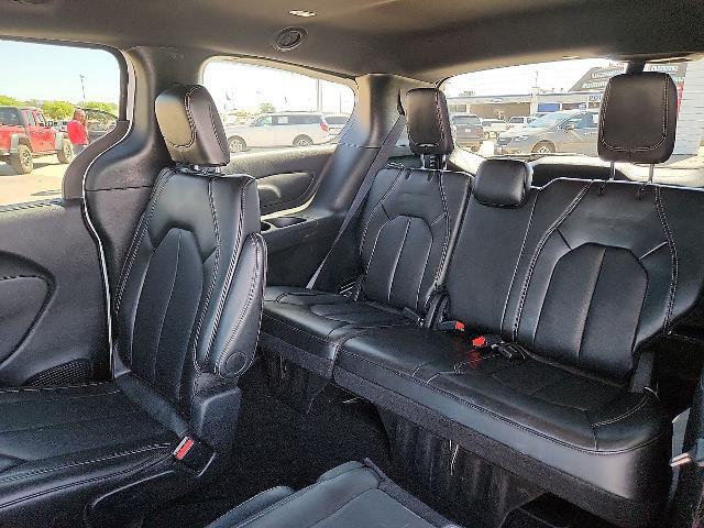 2025 Chrysler Pacifica - $29,990