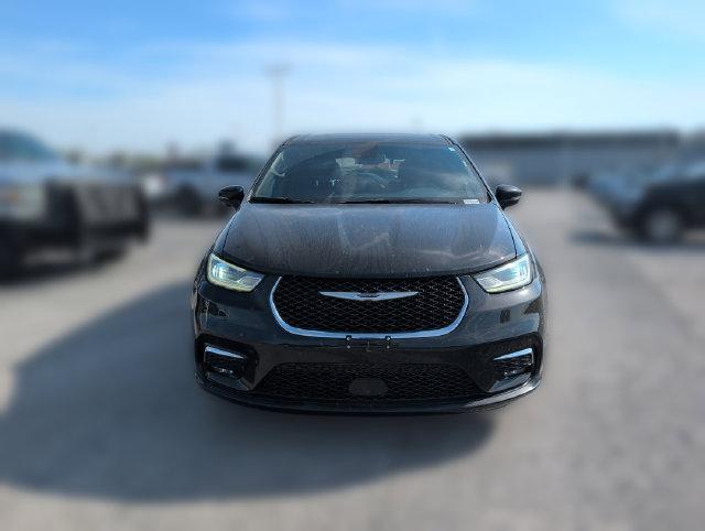 2025 Chrysler Pacifica - $27,237