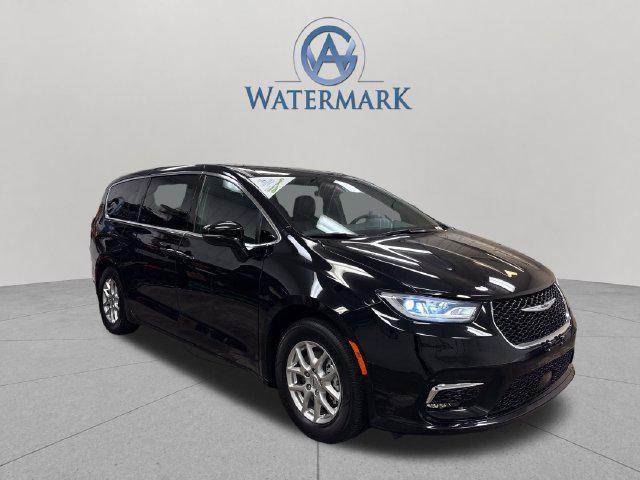 2025 Chrysler Pacifica - $27,237