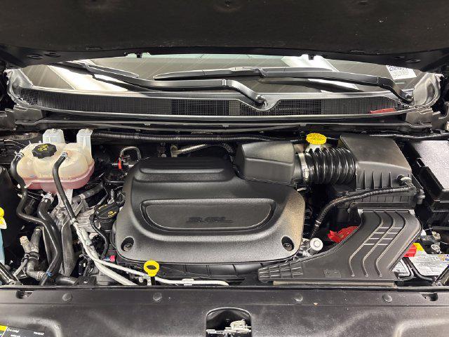 2025 Chrysler Pacifica - $27,237