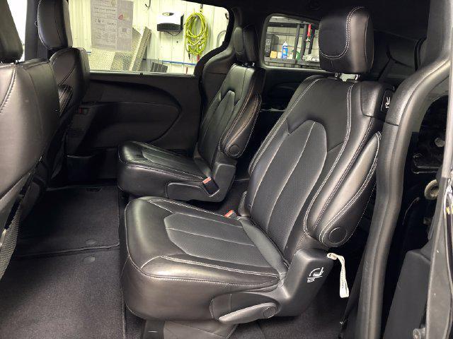 2025 Chrysler Pacifica - $27,237