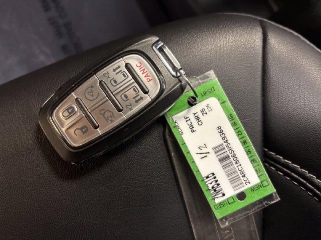 2025 Chrysler Pacifica - $27,237