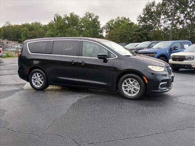 2025 Chrysler Pacifica - $23,720