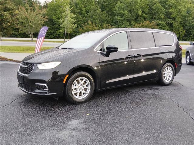 2025 Chrysler Pacifica - $23,720