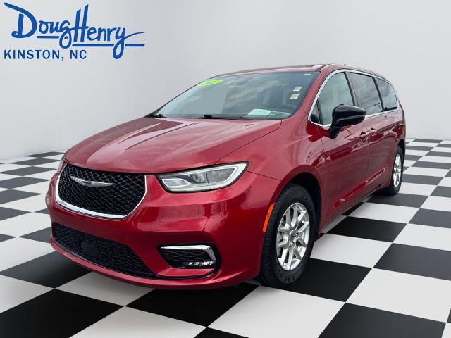 2025 Chrysler Pacifica - $25,954