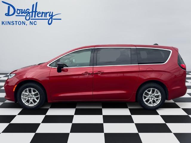 2025 Chrysler Pacifica - $25,954