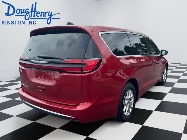 2025 Chrysler Pacifica - $25,954