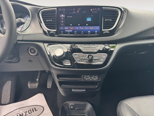 2025 Chrysler Pacifica - $25,954