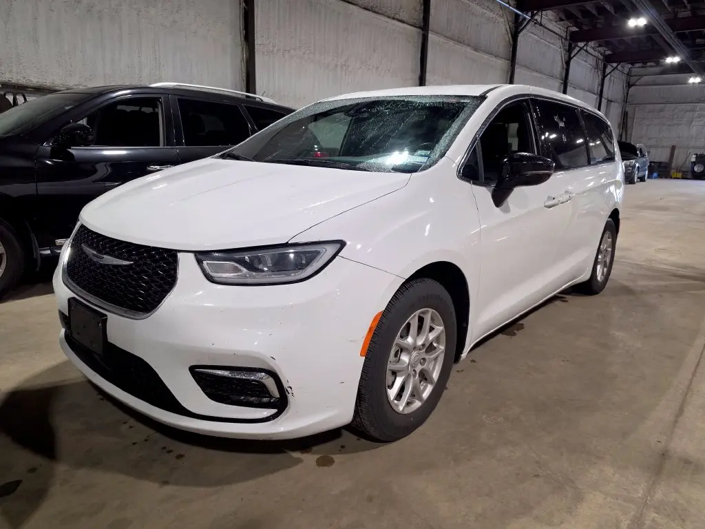 2025 Chrysler Pacifica