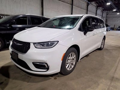 2025 Chrysler Pacifica Select 4DR Mini-Van