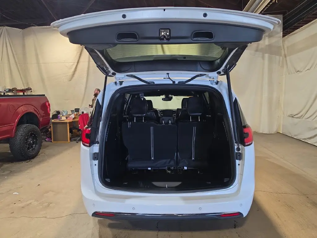 2025 Chrysler Pacifica - $22,329