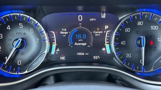 2025 Chrysler Pacifica Select