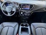 2025 Pacifica Thumbnail 14