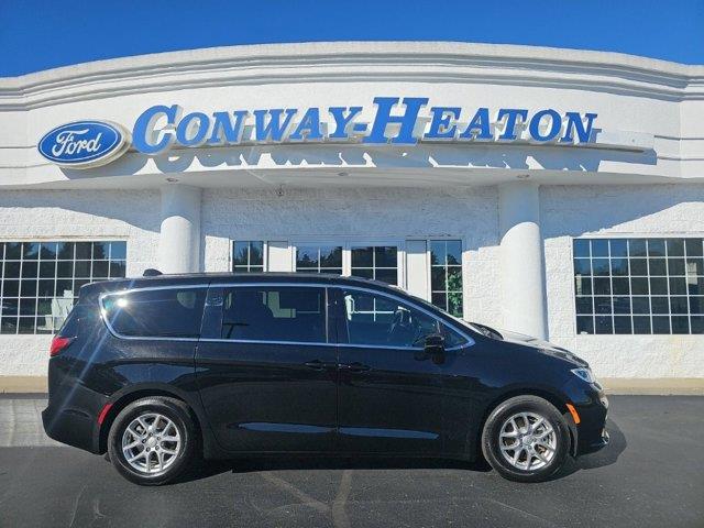 2026 Chrysler Pacifica - $30,090