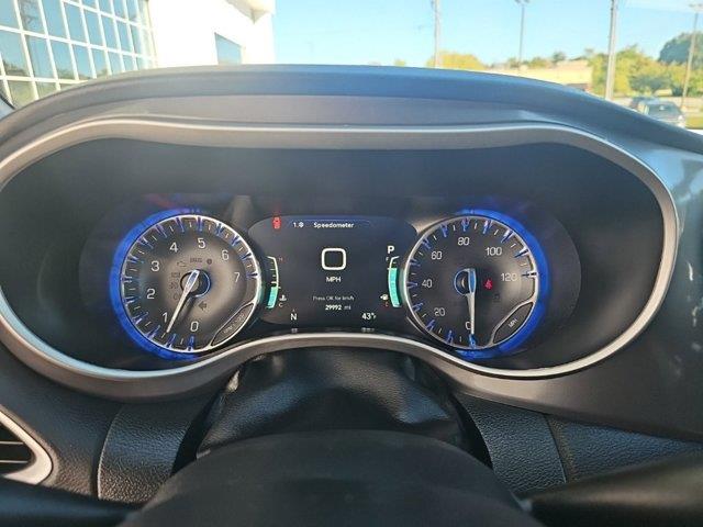 2026 Chrysler Pacifica - $30,090