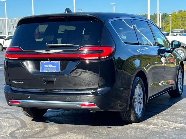 2026 Chrysler Pacifica - $32,360