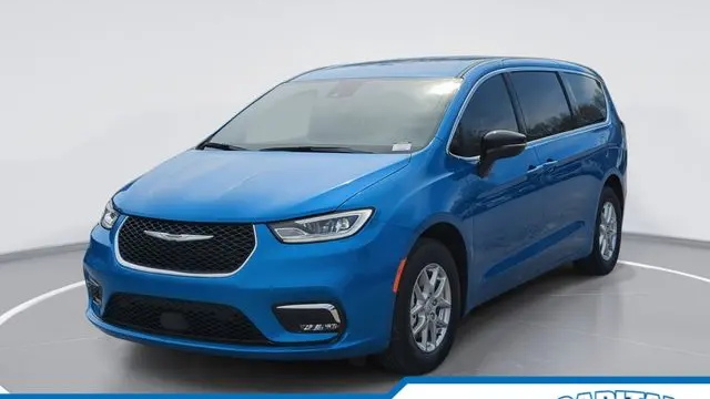 Preowned 2026 Chrysler Pacifica Select for Sale