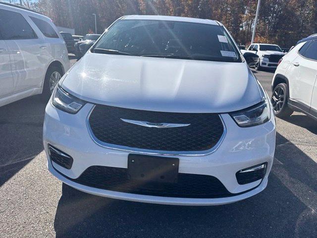 2026 Chrysler Pacifica - $28,994