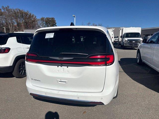 2026 Chrysler Pacifica - $28,994