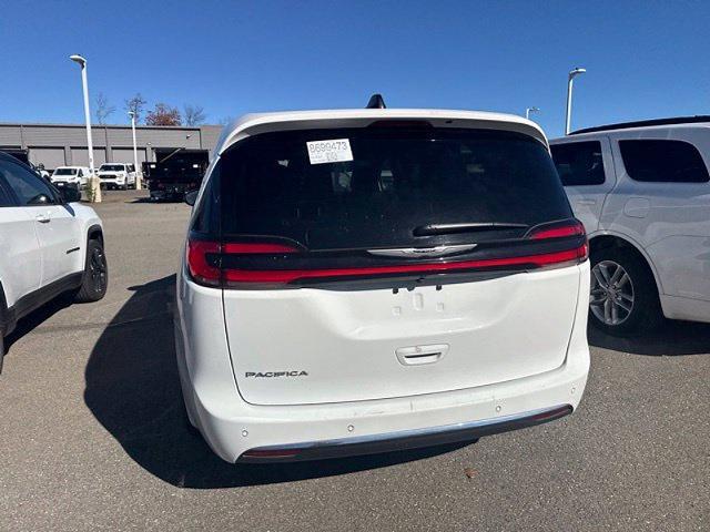2026 Chrysler Pacifica - $28,994