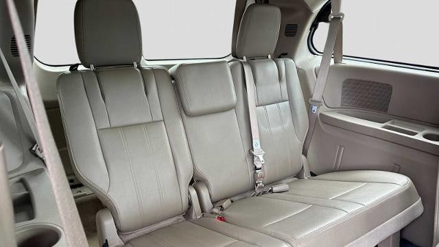 2014 Chrysler Town and Country Touring