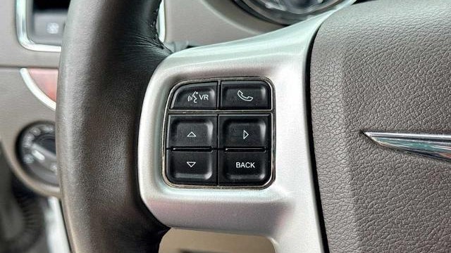2014 Chrysler Town and Country Touring