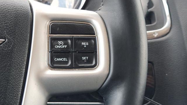 2014 Chrysler Town and Country Touring