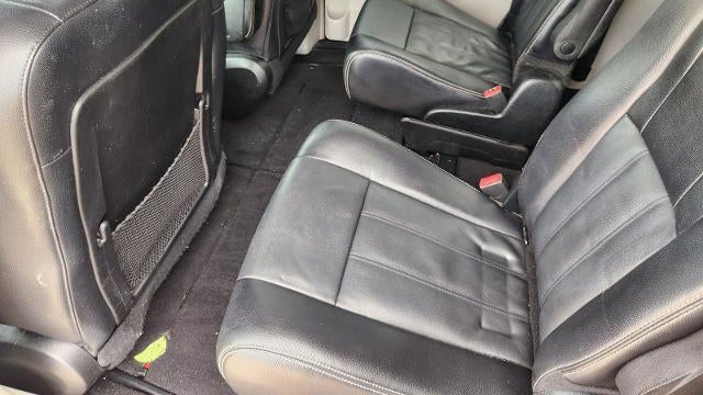 2014 Chrysler Town and Country Touring