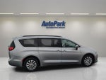 2017 Pacifica Thumbnail 8