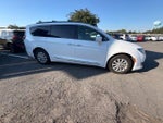 2017 Pacifica Thumbnail 3