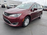 2017 Pacifica Thumbnail 3