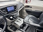 2017 Pacifica Thumbnail 32