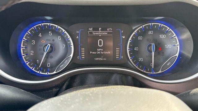 2017 Chrysler Pacifica Touring-L