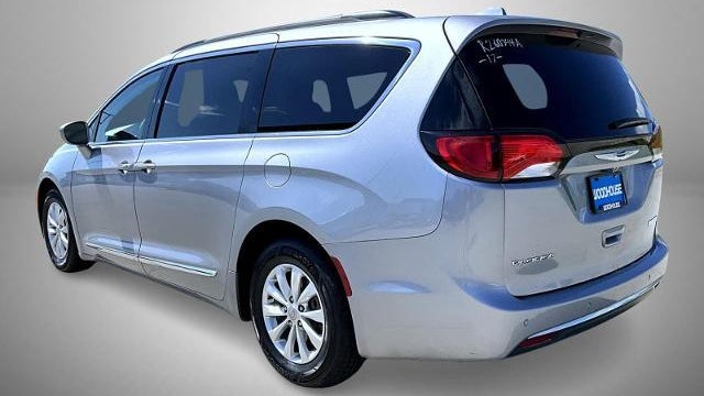 2017 Chrysler Pacifica Touring Plus