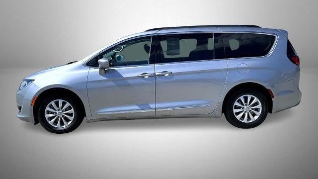 2017 Chrysler Pacifica Touring Plus