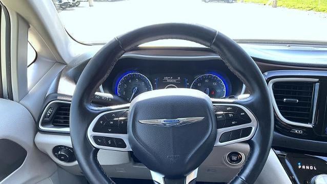 2017 Chrysler Pacifica Touring Plus