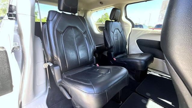 2017 Chrysler Pacifica Touring Plus