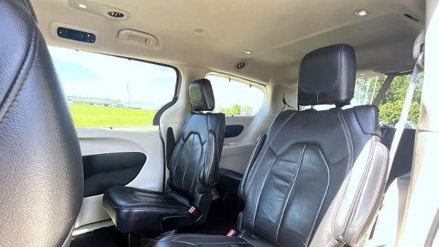 2017 Chrysler Pacifica Touring Plus