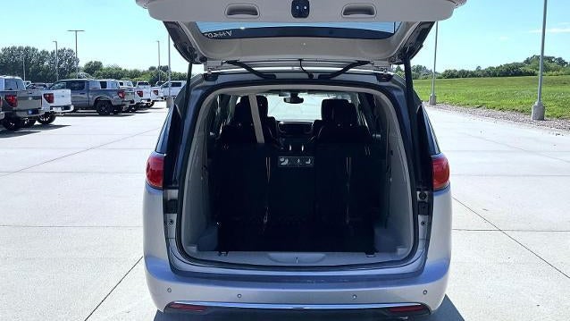 2017 Chrysler Pacifica Touring Plus
