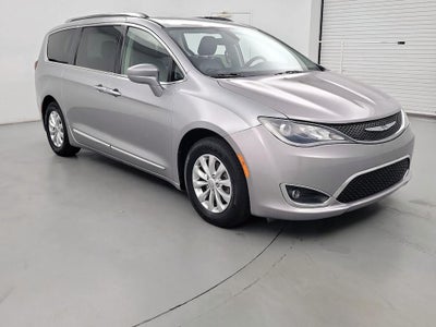 Photo of a 2018 Chrysler Pacifica Touring L 4DR Mini-Van for sale