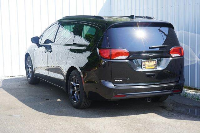 2019 Chrysler Pacifica - $13,800