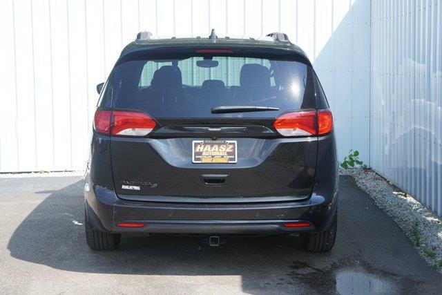 2019 Chrysler Pacifica - $13,800